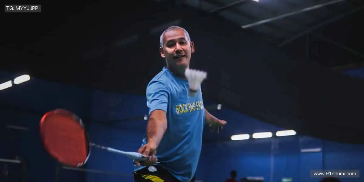 🌟 球星同款周边，把热爱穿在身上，戴在腕间！👕